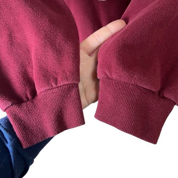 Harvard H&M Crimson Crewneck Sweatshirt Sz S Varsity Collegiate Logo Pullover - Picture 3 of 7